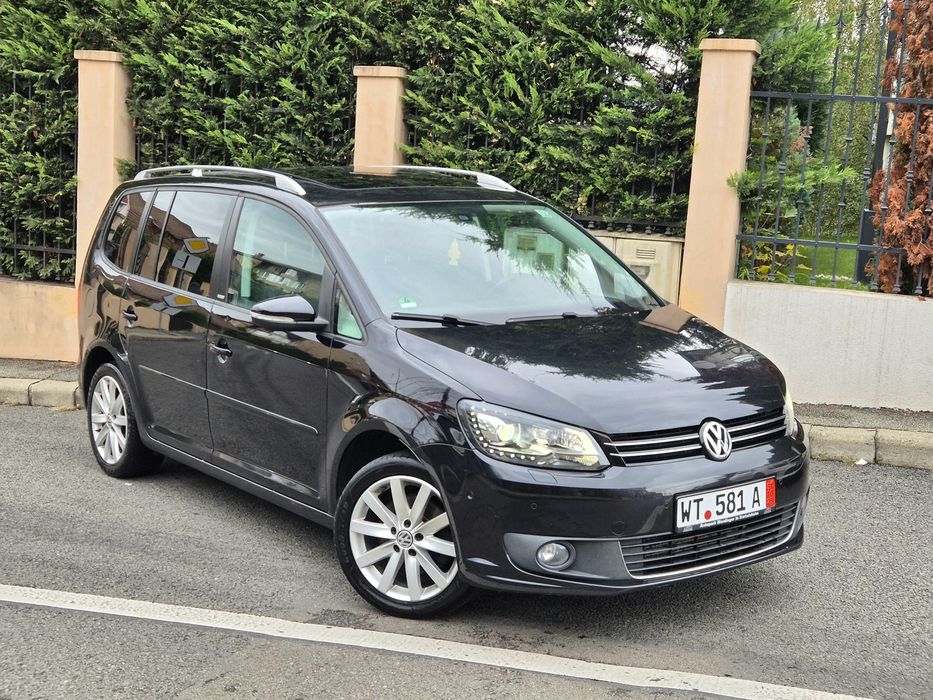 VW Touran- 7 locuri- 2.0 - 140CP-Euro5-Xenon