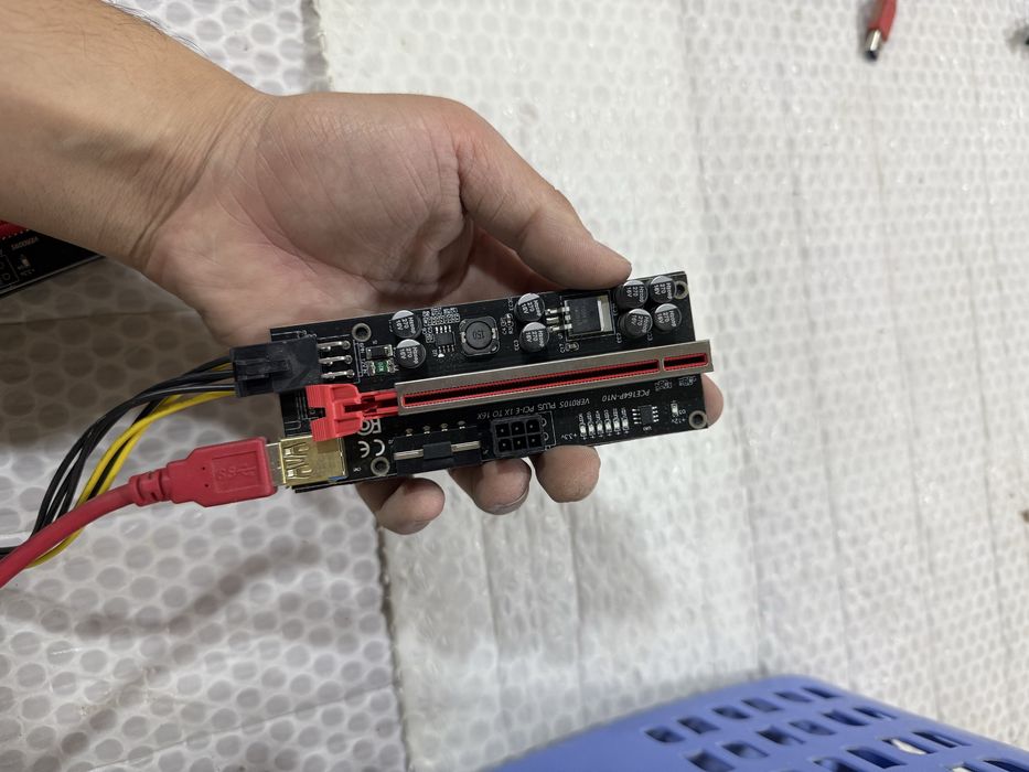 Rizer rayzer sotiladi. Ver009s va Ver010s. Райзер videokarta uchun