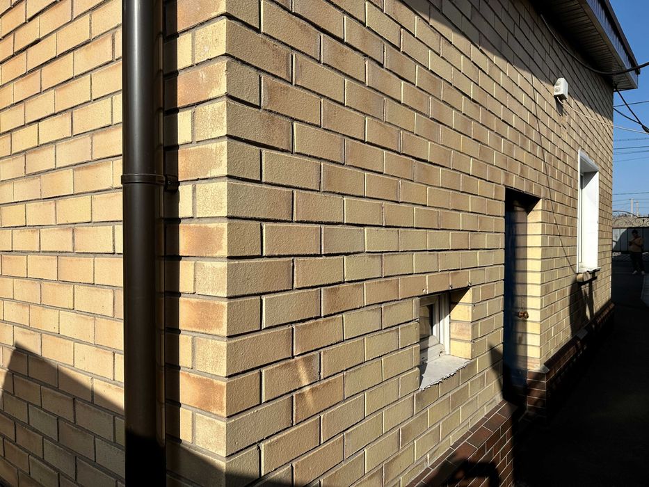 Кирпич облицовочный Агаповский. Металлочерепица, Сайдинг, Плёнки, ОСП