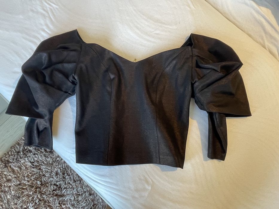 Top maro cu fir auriu Alina Cernatescu L nou