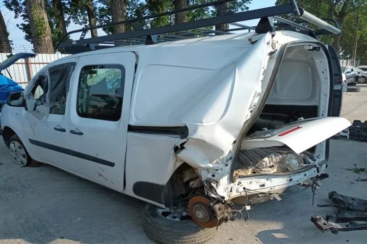 caseta de directie electroventilatoare macara geam stanga dreapta motoras stergatoare turbina kit injectie rampa injectoare injector  timonerie  Renault Kangoo 2 facelift, an 2018, motor 1.5 dci 90cp, cod motor K9K.628  dezmembrari