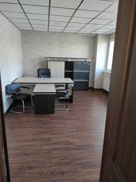 Rent office. center 120m2 3room metro Xalqlar Do'stligi Toshkent city