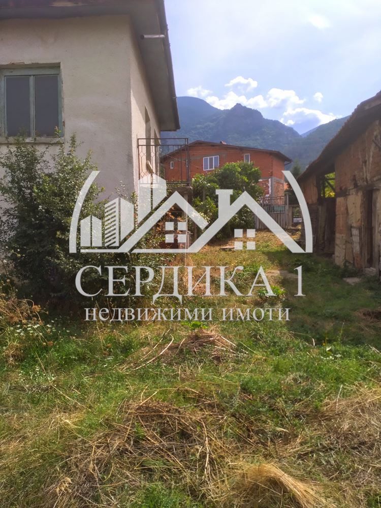 Къща в Кюстендил, област-с.Овчарци