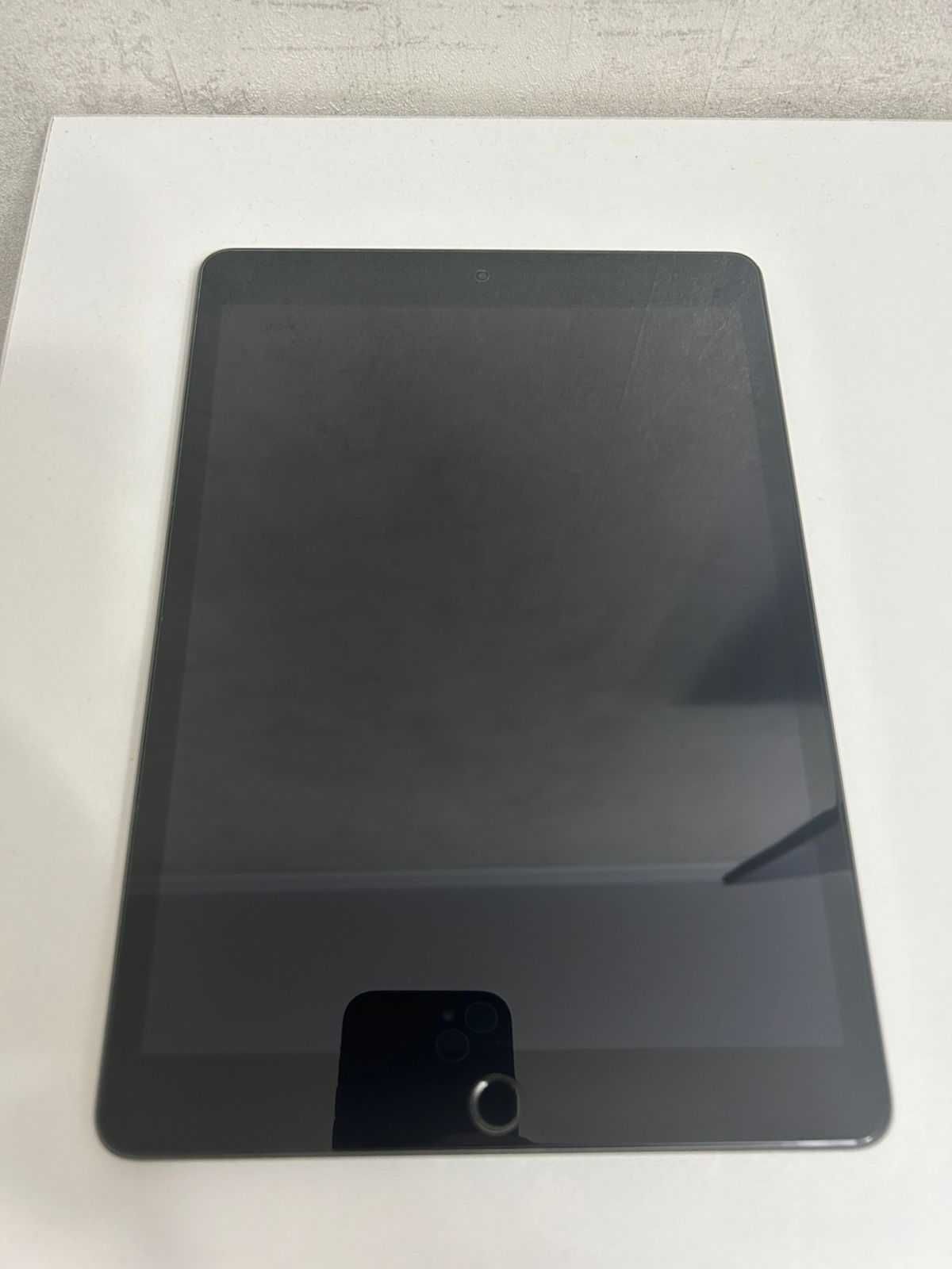 Apple iPad 2020 8th Generation 8 поколение 32gb продажа или обмен