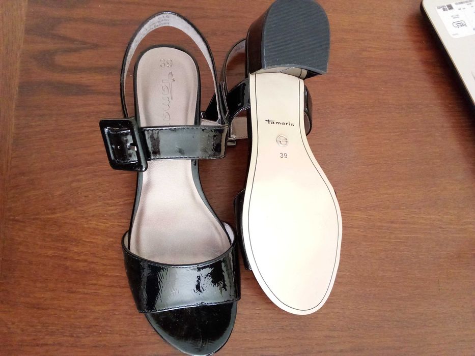 Красиви и удобни дамски сандали на Tamaris No 39
