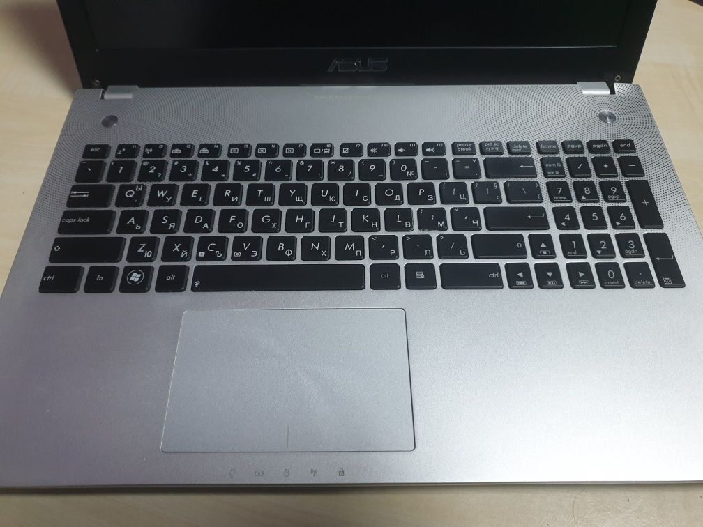 Лаптоп Asus N56VZ 15.6" FHD 8GB i7 GT650M 750gb четириядрен