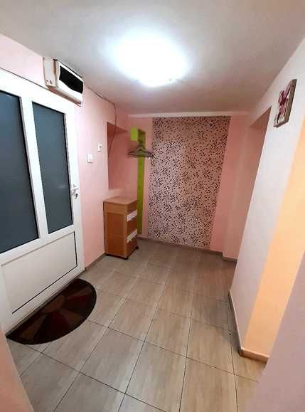 Дава се под наем Двустаен апартамент в Бургас, Възраждане - 68 кв.м за 350 € - Снимка #3