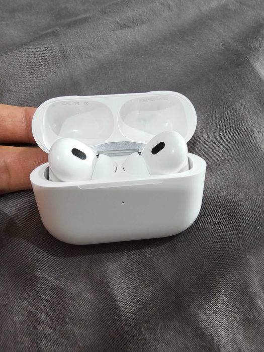 AirPods Pro ( 2 gen )