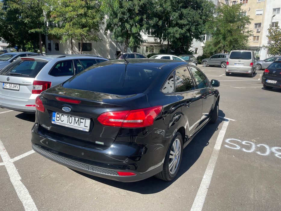 Vând Autoturism proprietate personală