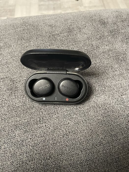 Vand casti sony X bass