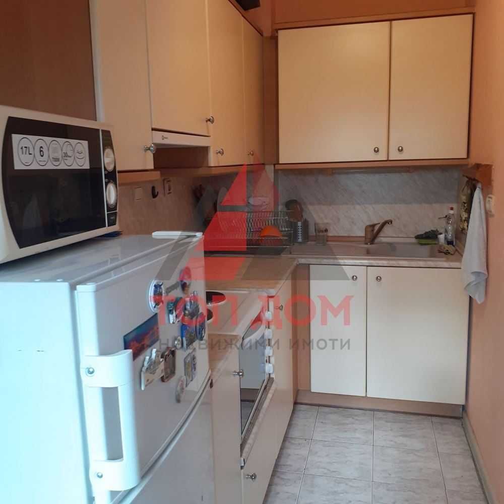 Дава се под наем Двустаен апартамент в Варна, Окръжна болница - 60 кв.м за 408 € - Снимка #1