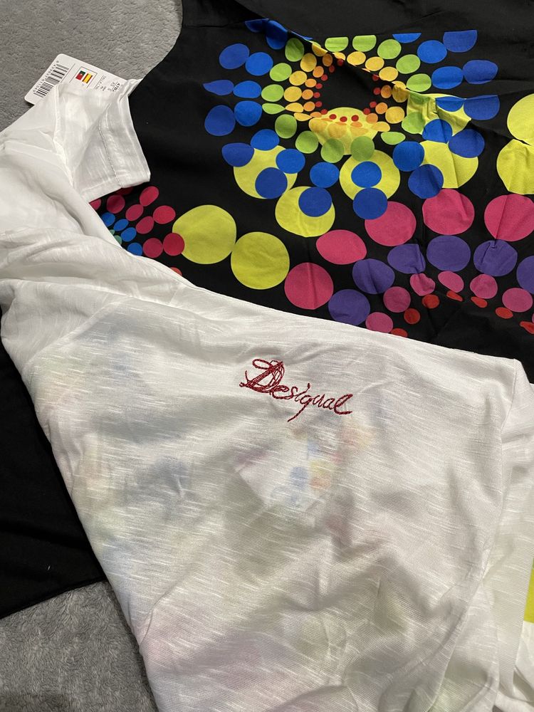 Блузи Desigual в два цвята