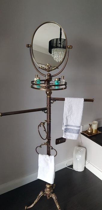 Suport din bronz pentru baie