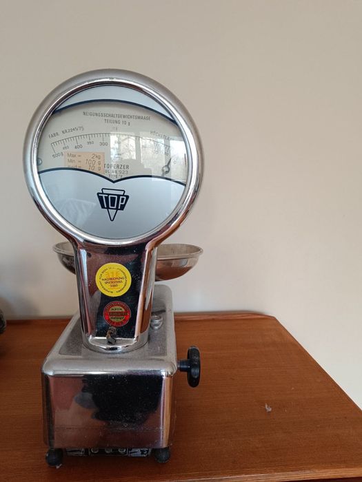 Ретро кантар работи безупречно