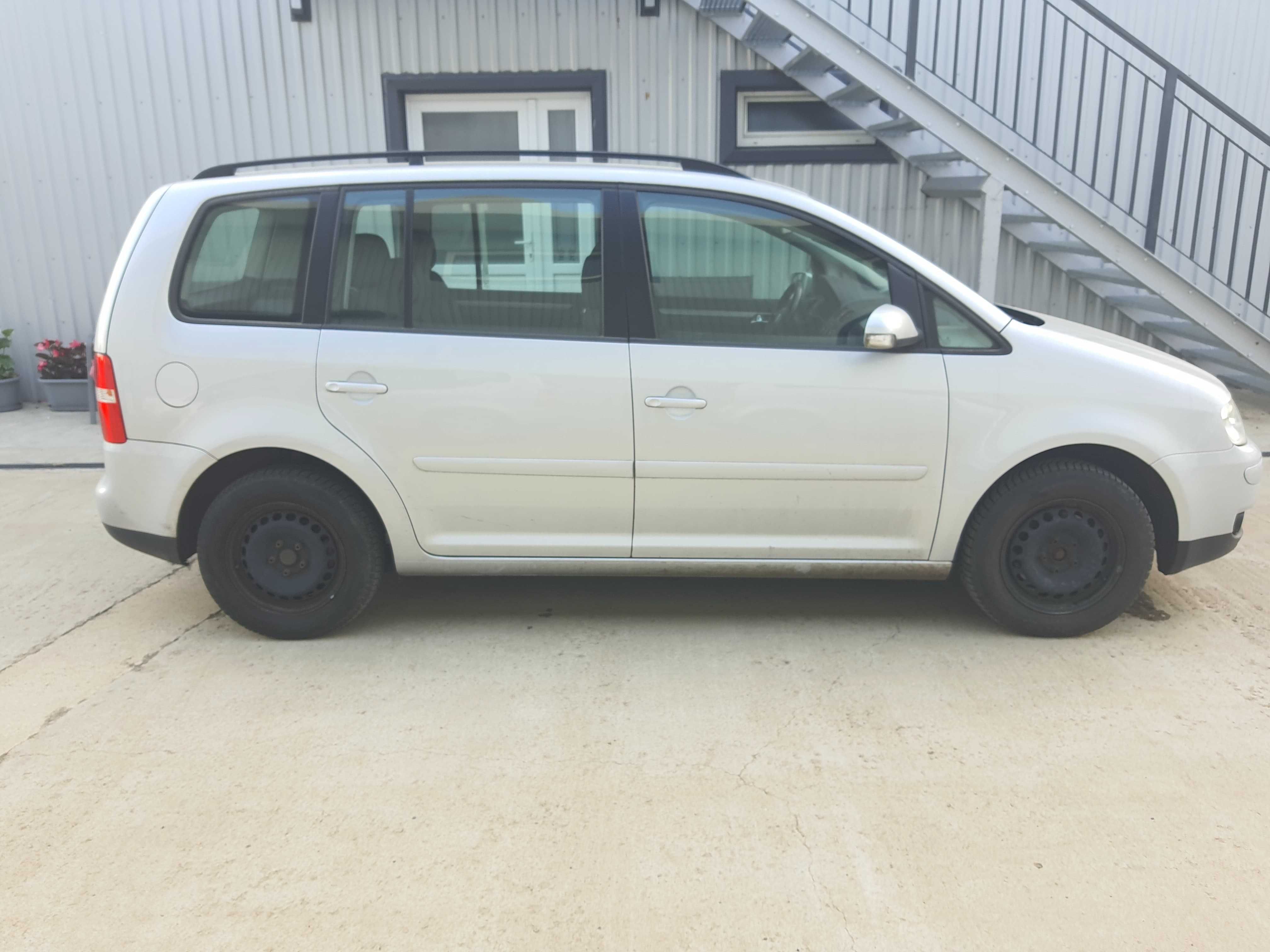Vand VW Touran 1.9 tdi recent adus din Germania