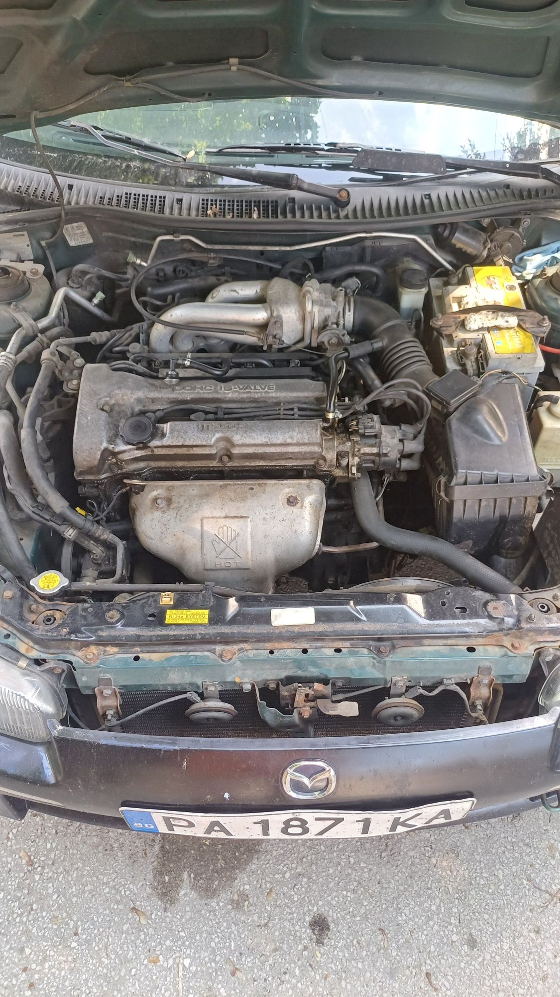 Mazda 323f 1.5..