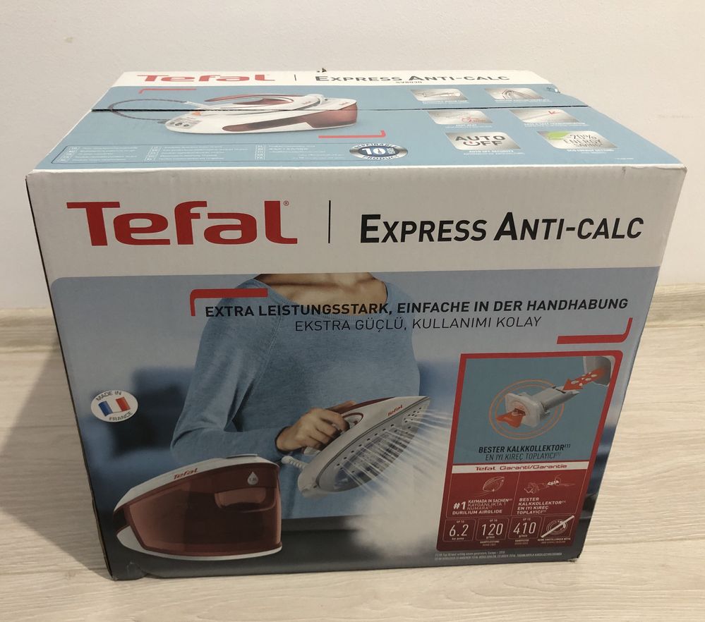 Statie de calcat Tefal Express Anti-Calc SV8030E0