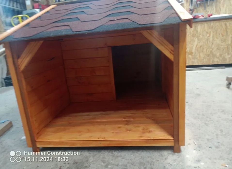 НОВА Къщичка за куче