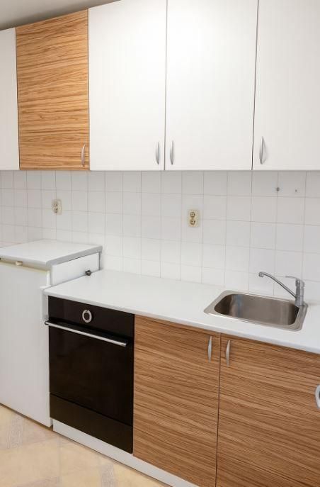 Дава се под наем Едностаен апартамент в Варна, Младост 1 - 48 кв.м за 199.41 € - Снимка #2