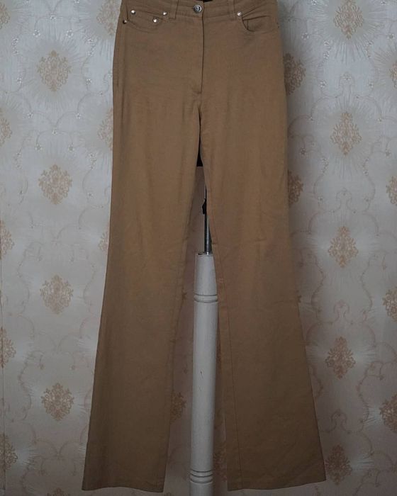 Pantaloni evazati cu talie înaltă bej nude maro