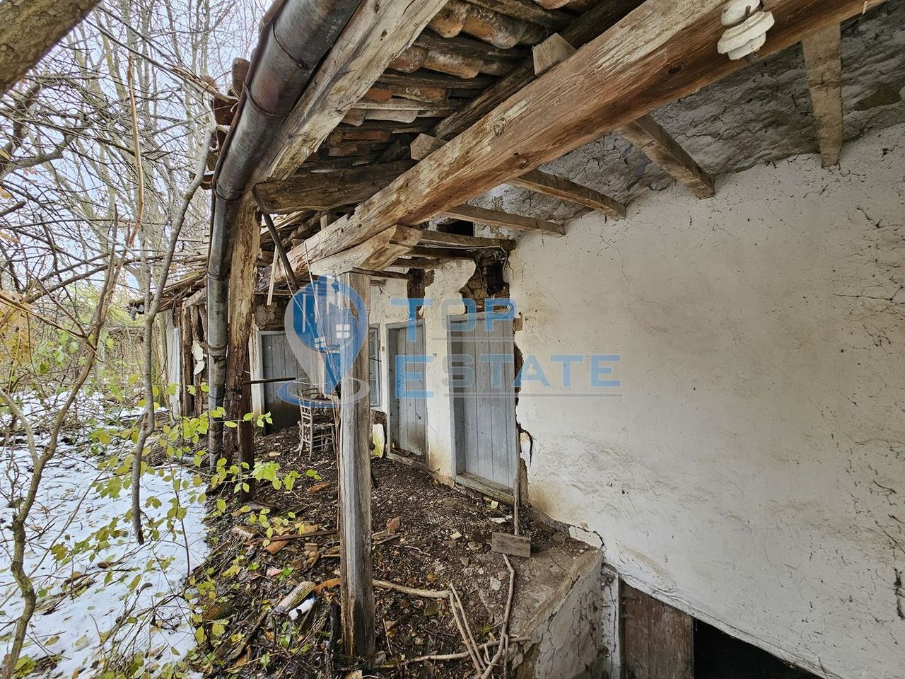 Продава се Къща в с. Горски Сеновец, Област Велико Търново - 50 кв.м за 120 €/кв.м - Снимка #4