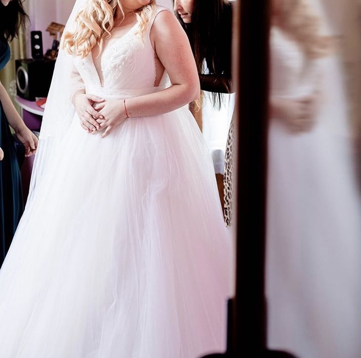 Vand rochie de mireasa