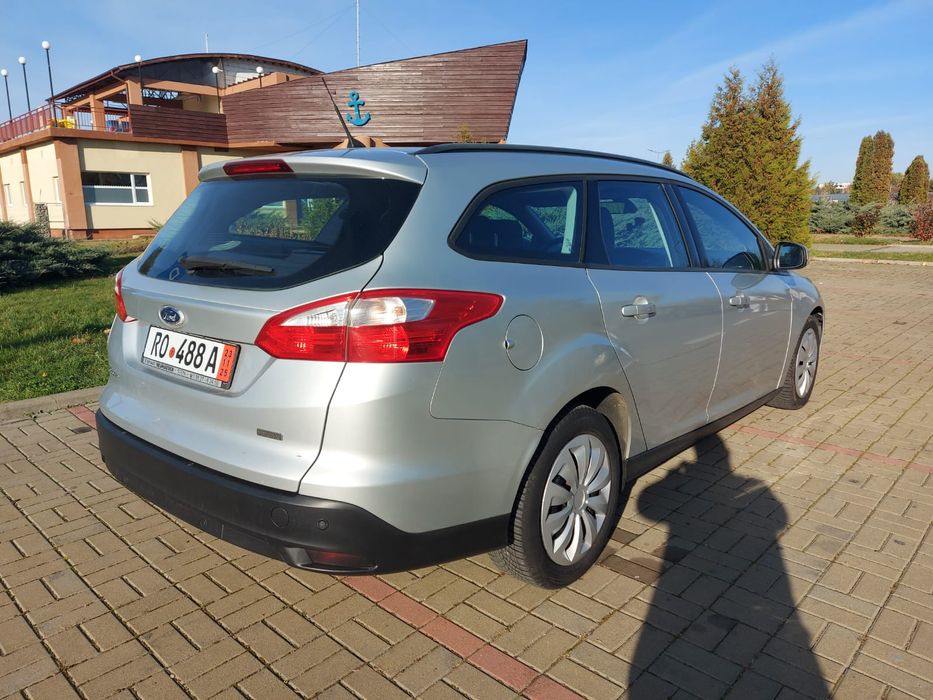 Vând Ford focus,anul 2012, euro 5,1.6 Tdci, adusă pe roti din Germania