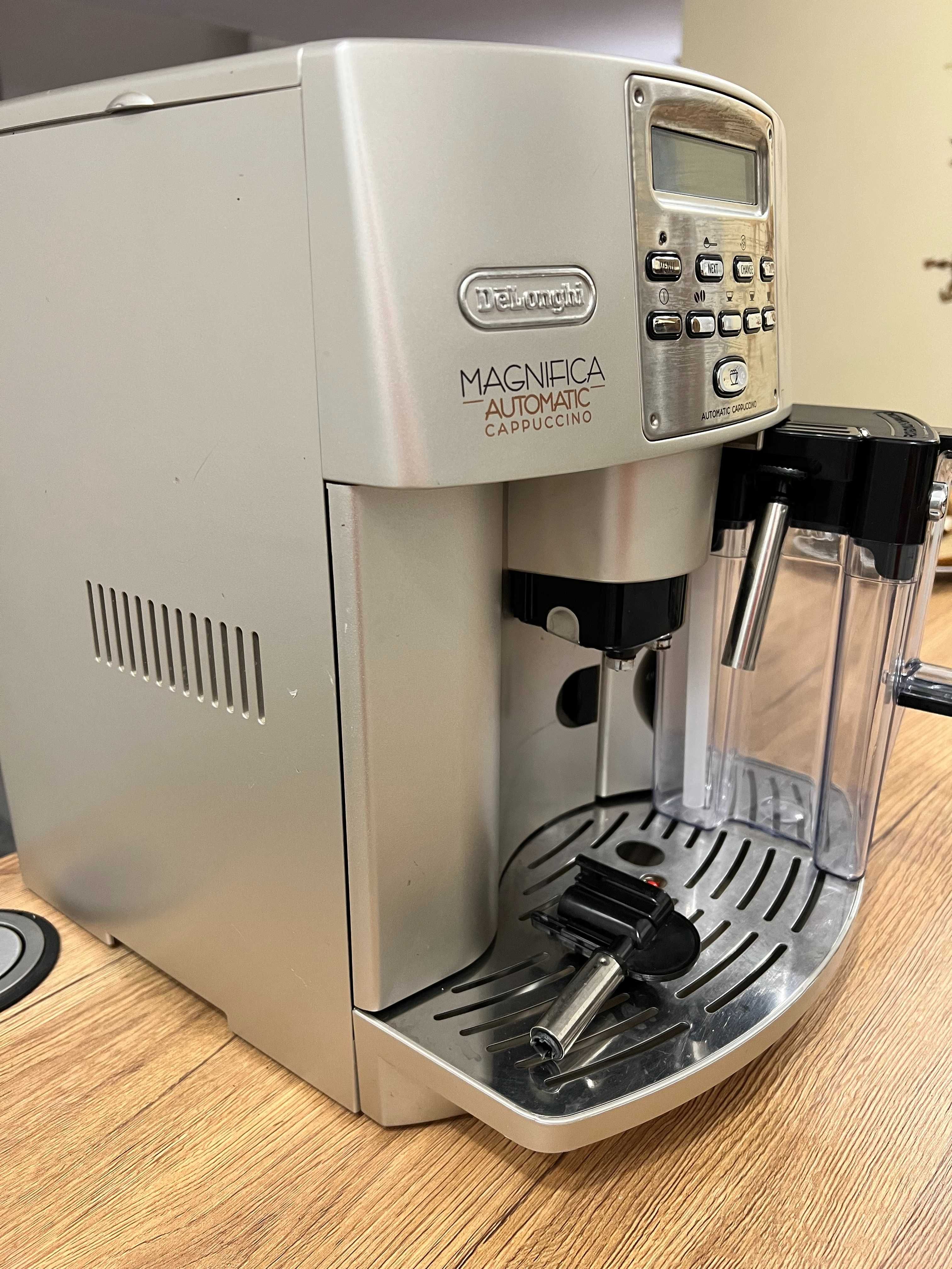 DELONGHI MAGNIFICA Automatic Cappuccino