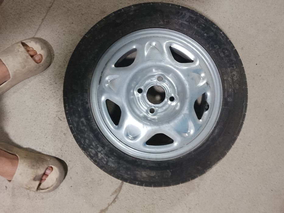 Запаска Спарк га родной 14 диска балон