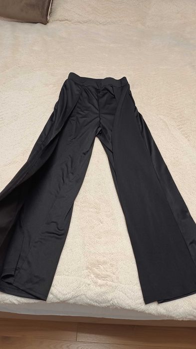 Pantaloni moderni cu crapatura marimea 36 S