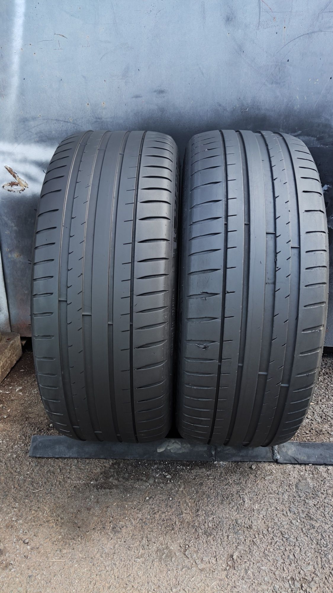2бр. летни гуми 225/45/18 Michelin Pilot Sport 4, ZP,  runflat 
дот22