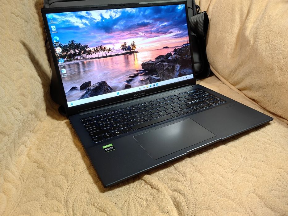 Asus Vivobook Pro 15 Ryzen 5 -5600H, 16Gb, RTX3050, 512SSD, 144Hz