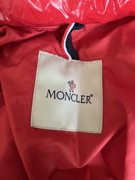 Зимно яке с качула от естествен косъм Moncler