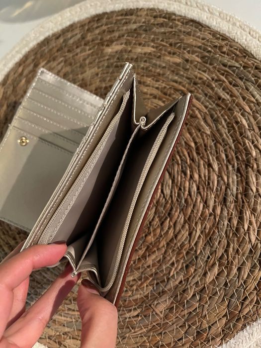 Кафяво портмоне Guess