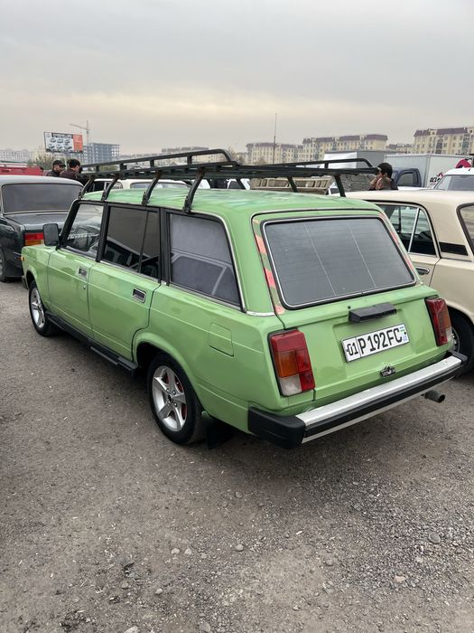 Vaz 2106 sotiladi