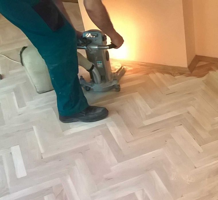 Безпрахово циклене на паркет и дюшеме Копривщица