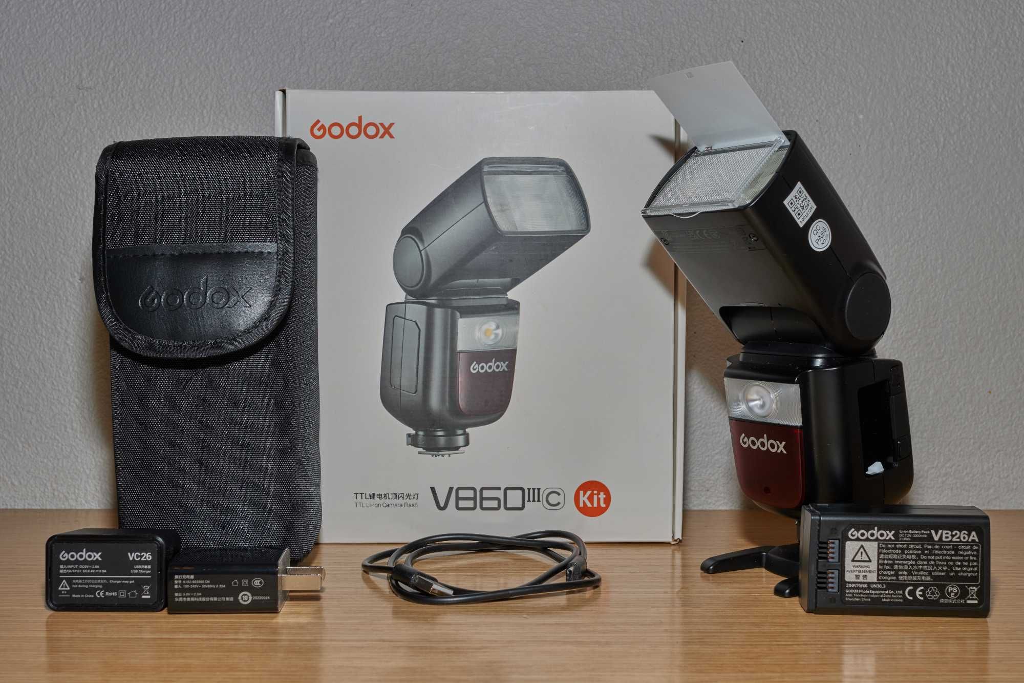 Вспышка Godox V860 III C TTL