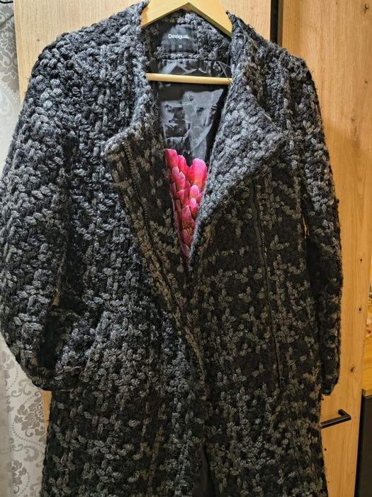 Дамско палто ,,Desigual"