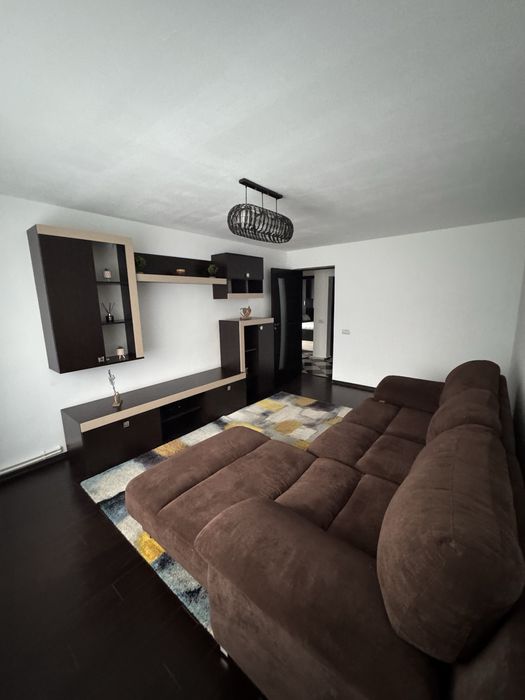 Apartament de inchiriat