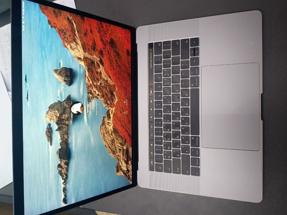 MacBookPro Sotiladi Halati ideal