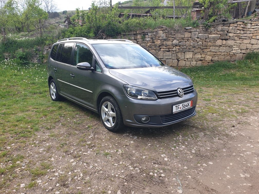 Volkswagen Touran 2.0TDI, 140CP, 2012, euro5