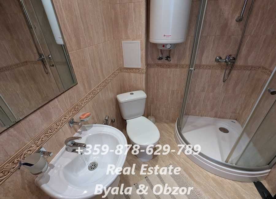 Продава се Тристаен апартамент в Бяла - 65 кв.м за 589 €/кв.м - Снимка #18