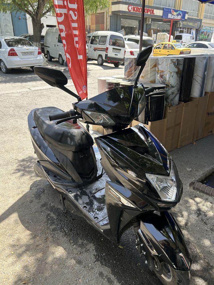 skuter 72 volt 6 ta akumlator 70 km yangi arginal zaryat malibu signal