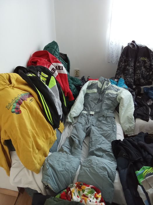 Много дрешки модерни