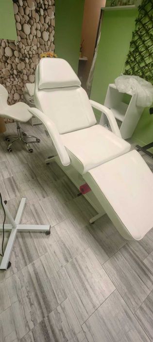 Професионален козметичен стол