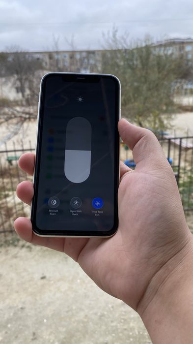 Айфон 11 В идеальном состояние!