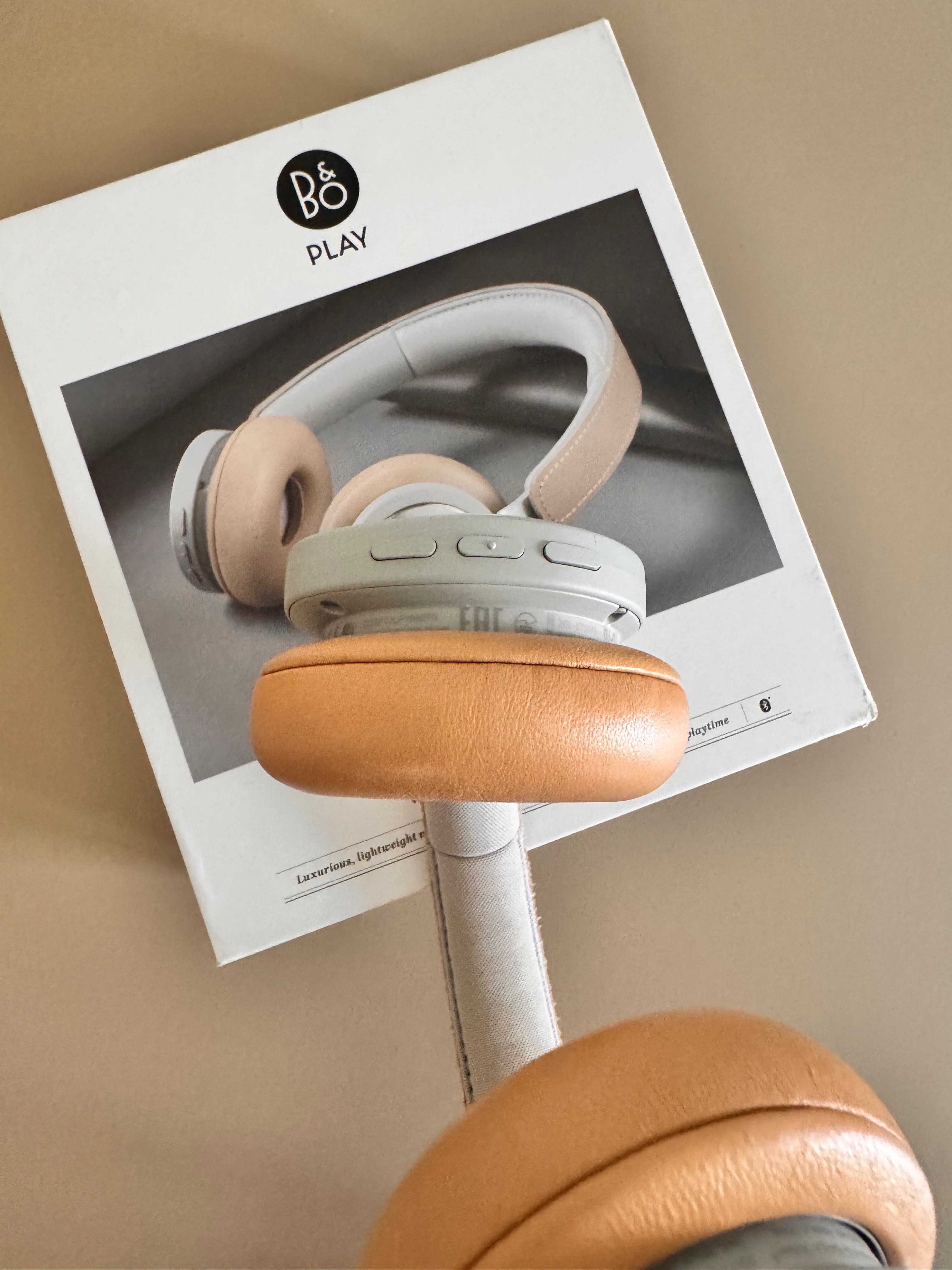 Безжични слушалки Bang and Olufsen H8i