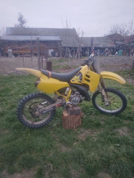 Vând/Scimb suzuki Rm 125 2t