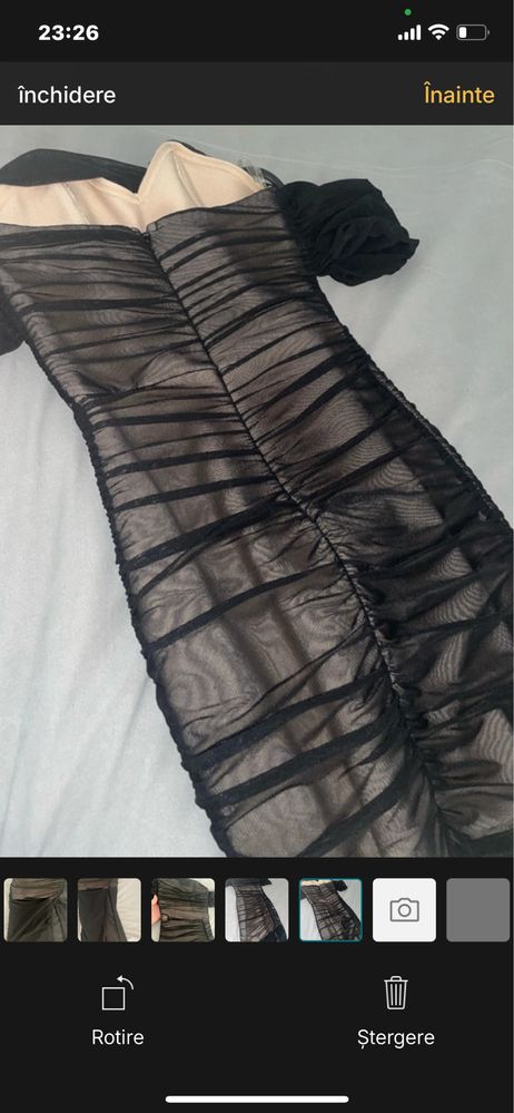 Rochie mulata pe corp cu material usor mulat pana jos