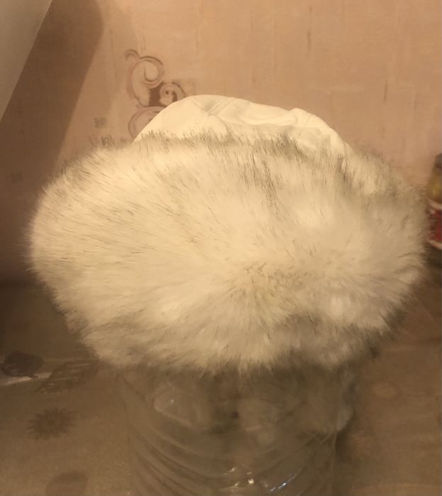 Шапки женские разные